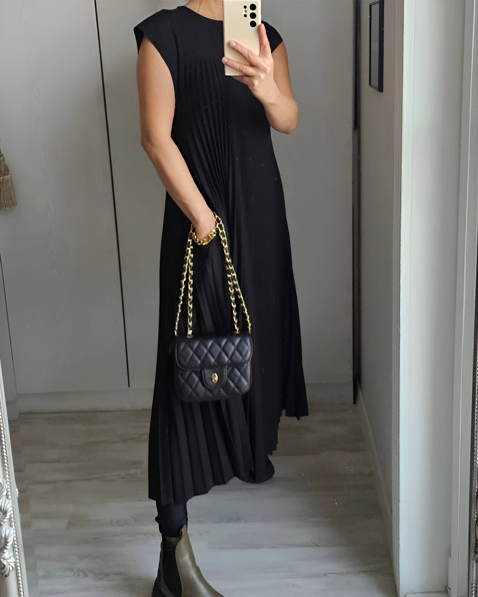 Jolijn™ | Timeless and Comfortable Dress