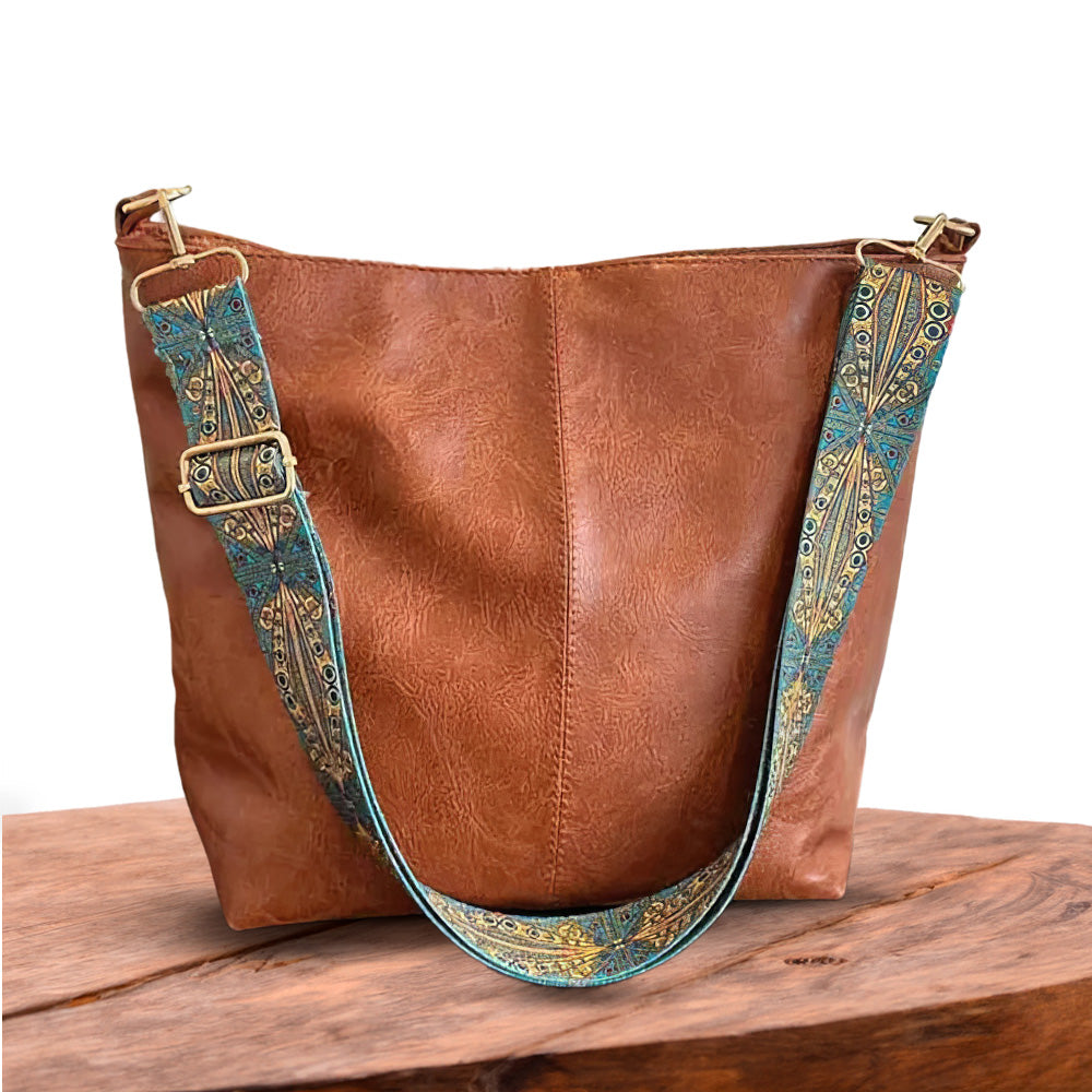 ZEPHYROS™ – TIMELESS LEATHER SHOULDER BAG WITH CLASSIC DESIGN