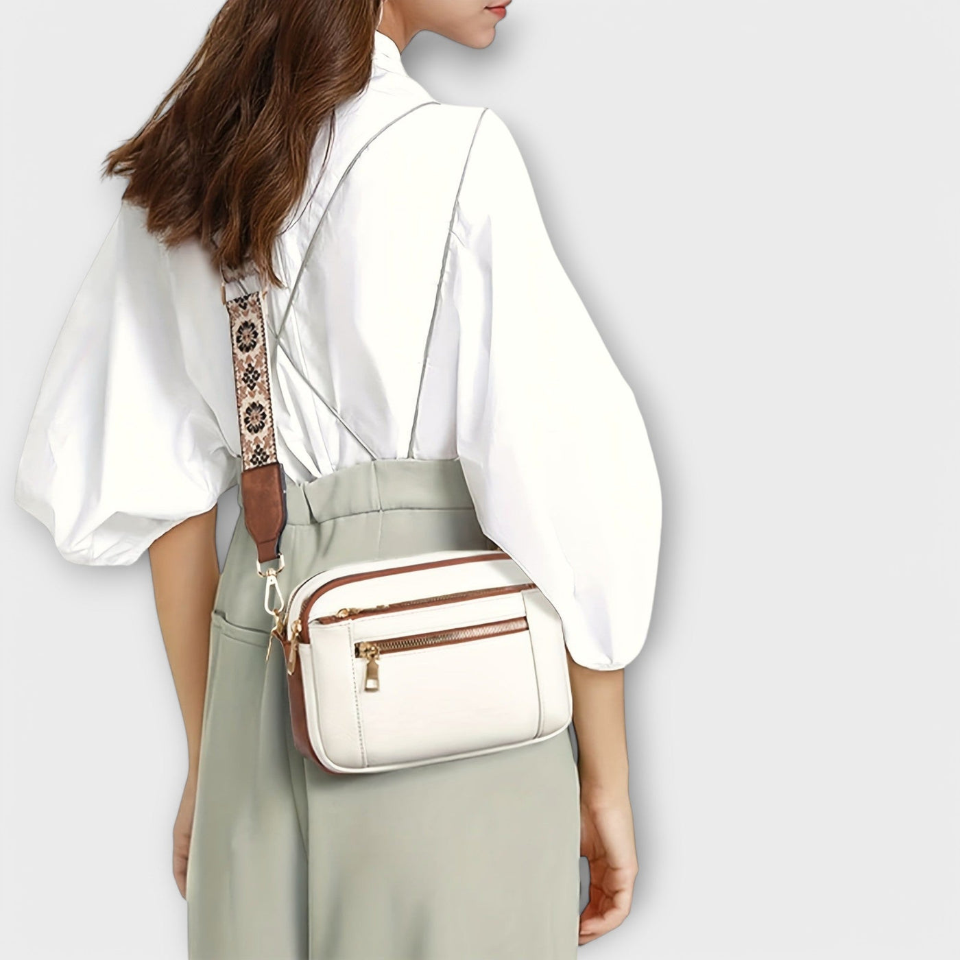 DORIANIX™ – ELEGANT VEGAN SPRING BAG WITH MODERN CHARACTER
