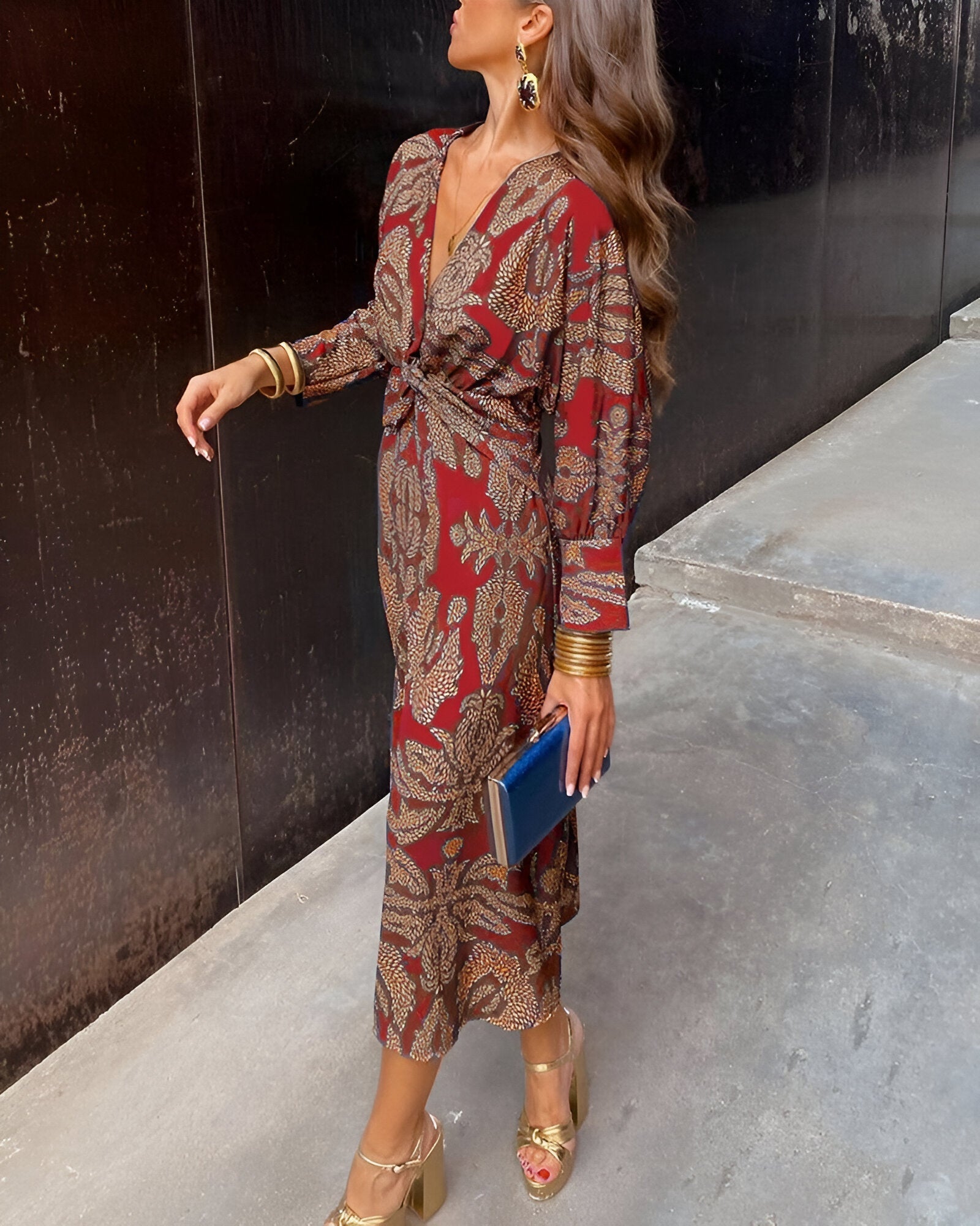 Noa™ | Dress with V-neck and lantern sleeves