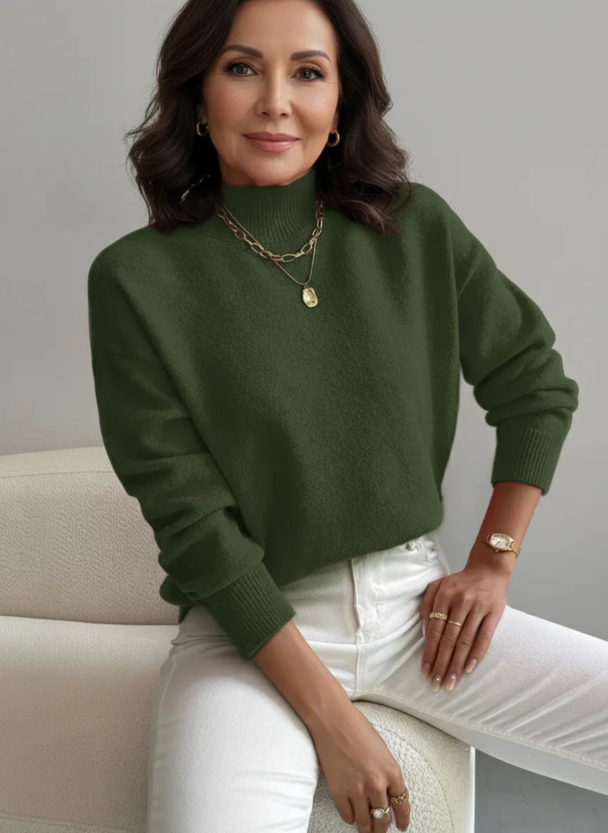 Vera - Elegant and Comfortable Turtleneck
