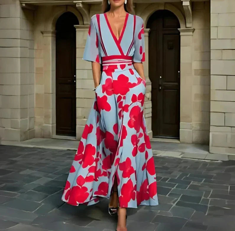 Elegant Dress with Sleeves